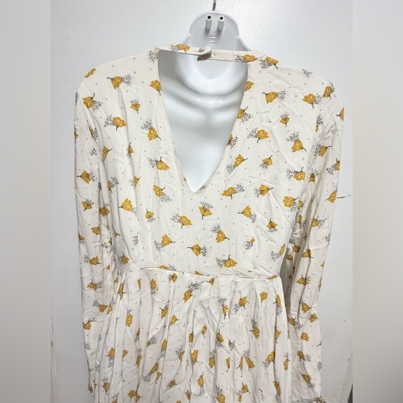 Free People 8 Teagan Floral Mini Dress Cut Out Yellow Floral Bell Sleeve Boho - Picture 5 of 11